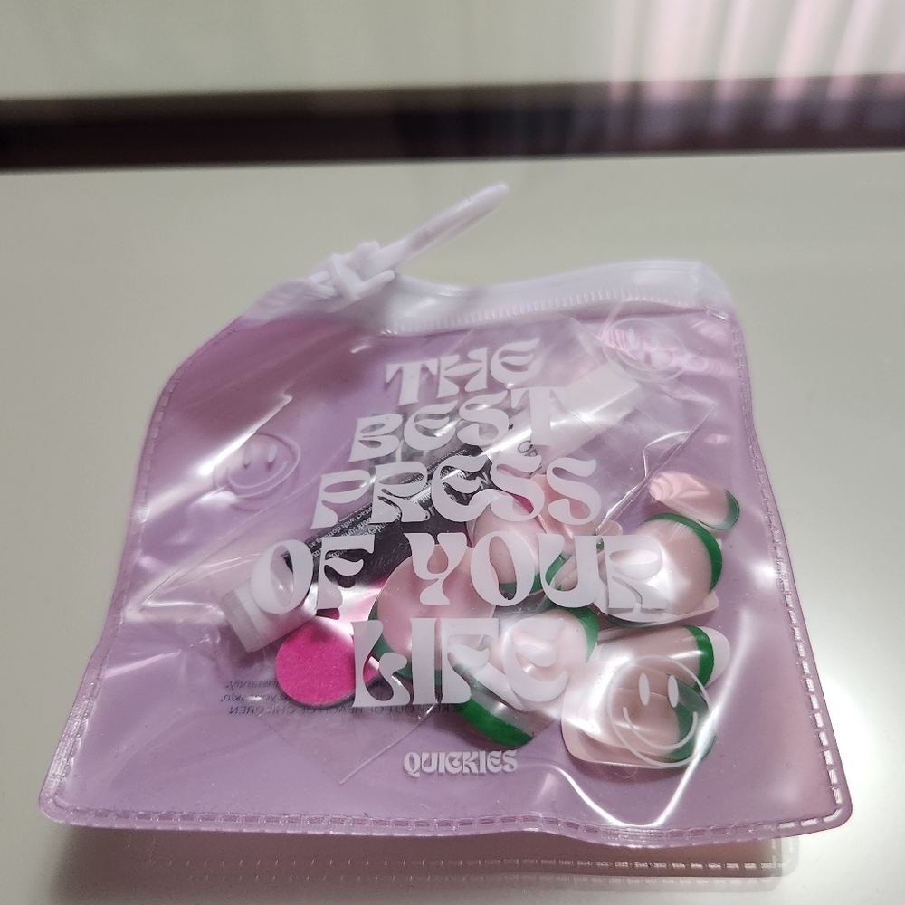 2/$20✨️Quickies Nail Kit✨️